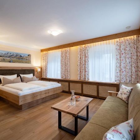 Gaestehaus Knunbauer Mayrhofen Exteriör bild