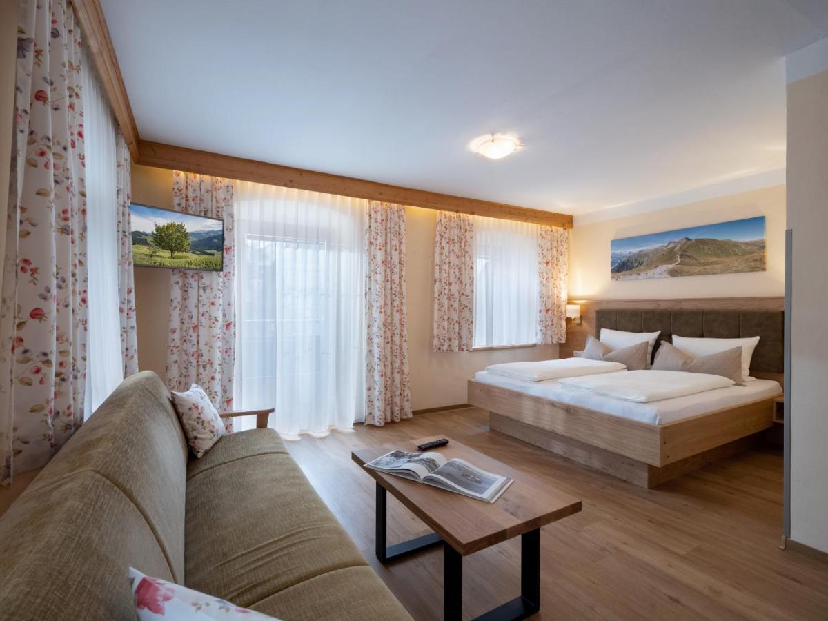 Gaestehaus Knunbauer Mayrhofen Exteriör bild