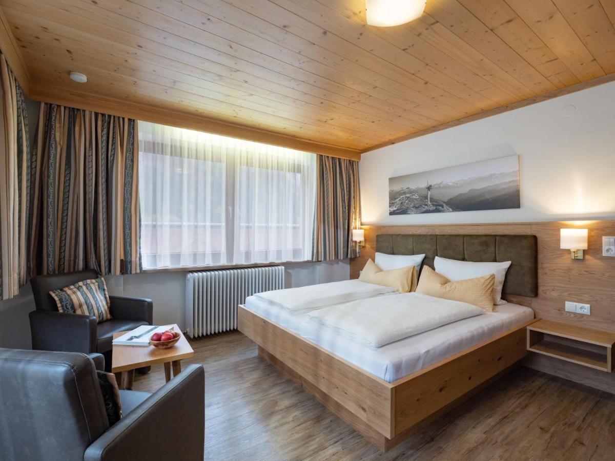 Gaestehaus Knunbauer Mayrhofen Exteriör bild