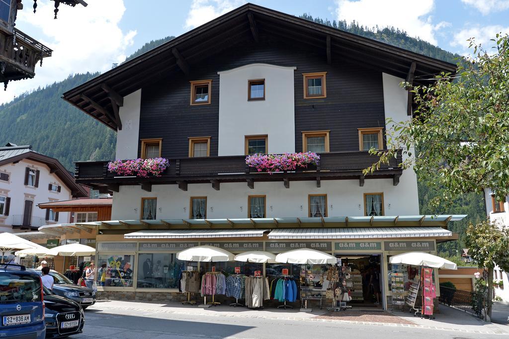 Gaestehaus Knunbauer Mayrhofen Exteriör bild